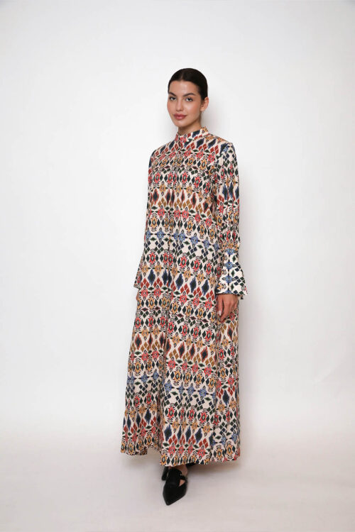 saif-abaya-101